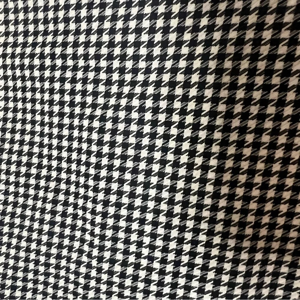 skirt - Picture 2 of 2
